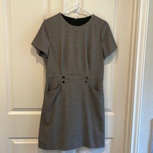 Ann Taylor Women’s Size 8 Dress - black and white.